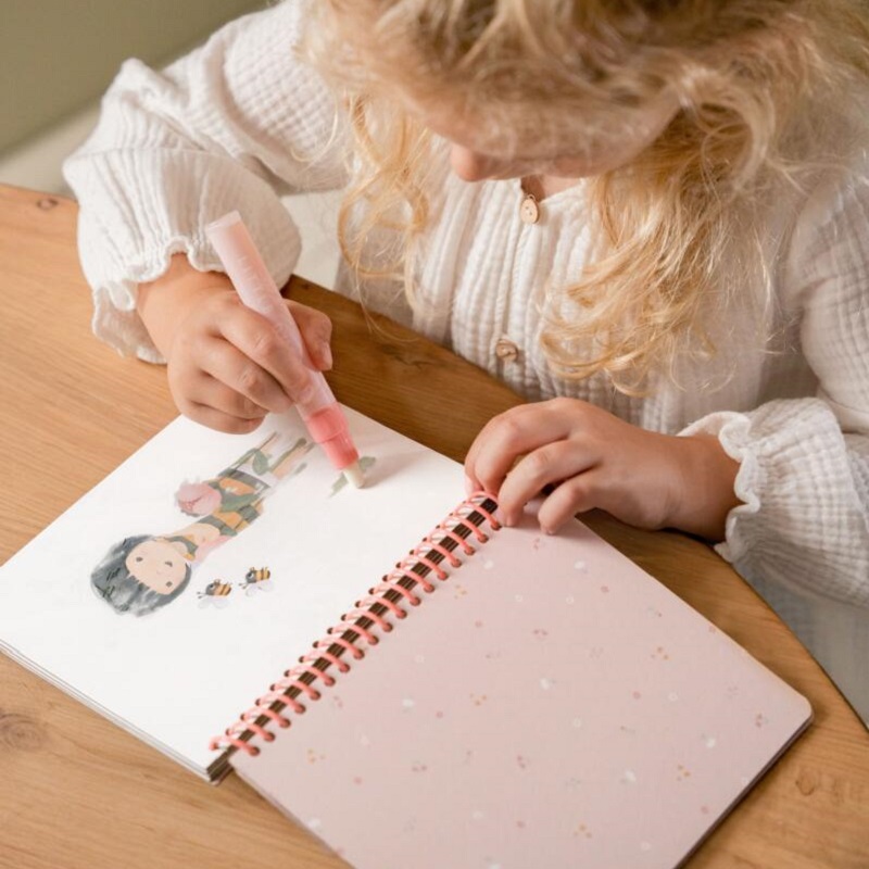 little dutch veega värvitav värviraamat värvivihik veevihik kunst kunstivihik meisterdamine lapsele reisile autosõiduks