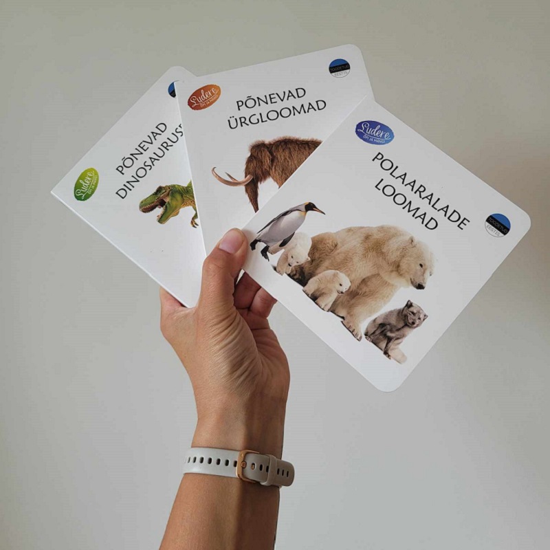 polaaralade loomadega realistlik raamat