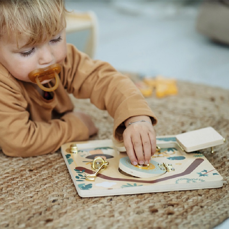 tegelustahvel motoorikakeskus lukutahvel sulgurid lukud haagid tegevustahvel tegevussein