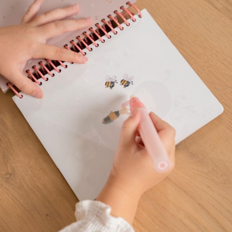 little dutch veega värvitav värviraamat värvivihik veevihik kunst kunstivihik meisterdamine lapsele reisile autosõiduks