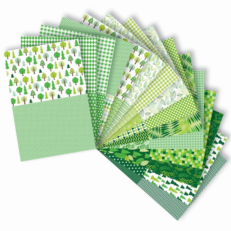 Roheliste mustritega disainpaberite segupakk.