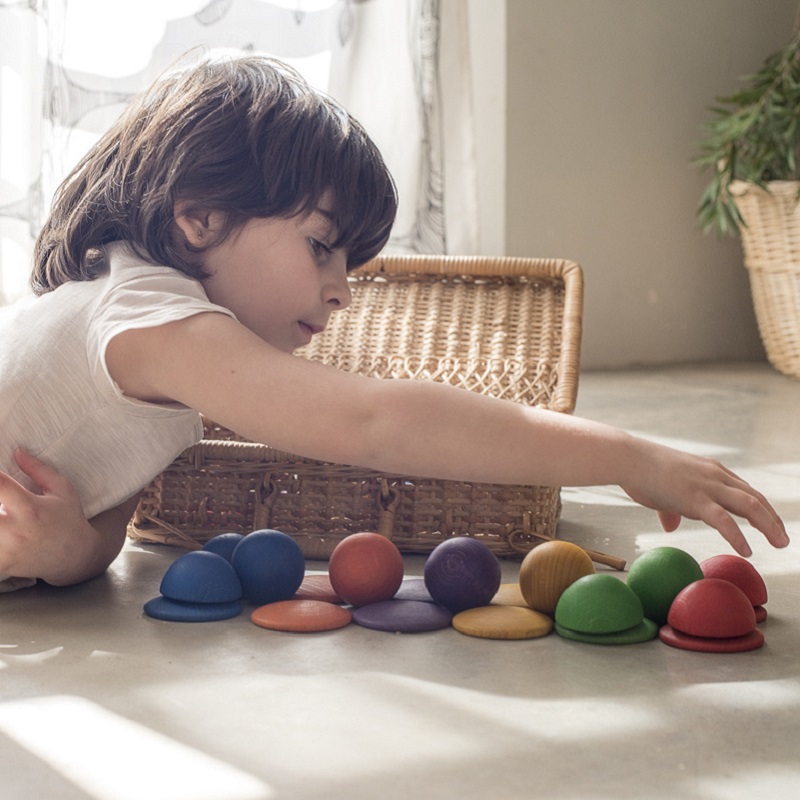 grapat-wood-coloured-round-30-piece-set-by-grapat Grapat puidust pallid