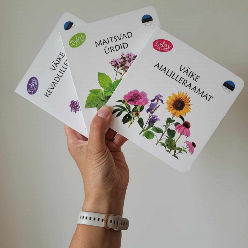 aialilledest realistlike fotodega raamat