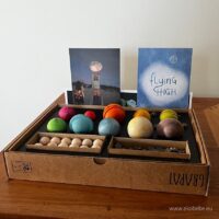 Grapat Dear Universe värvilised puidust planeedid kosmose ja väikeste maailmade mänguks