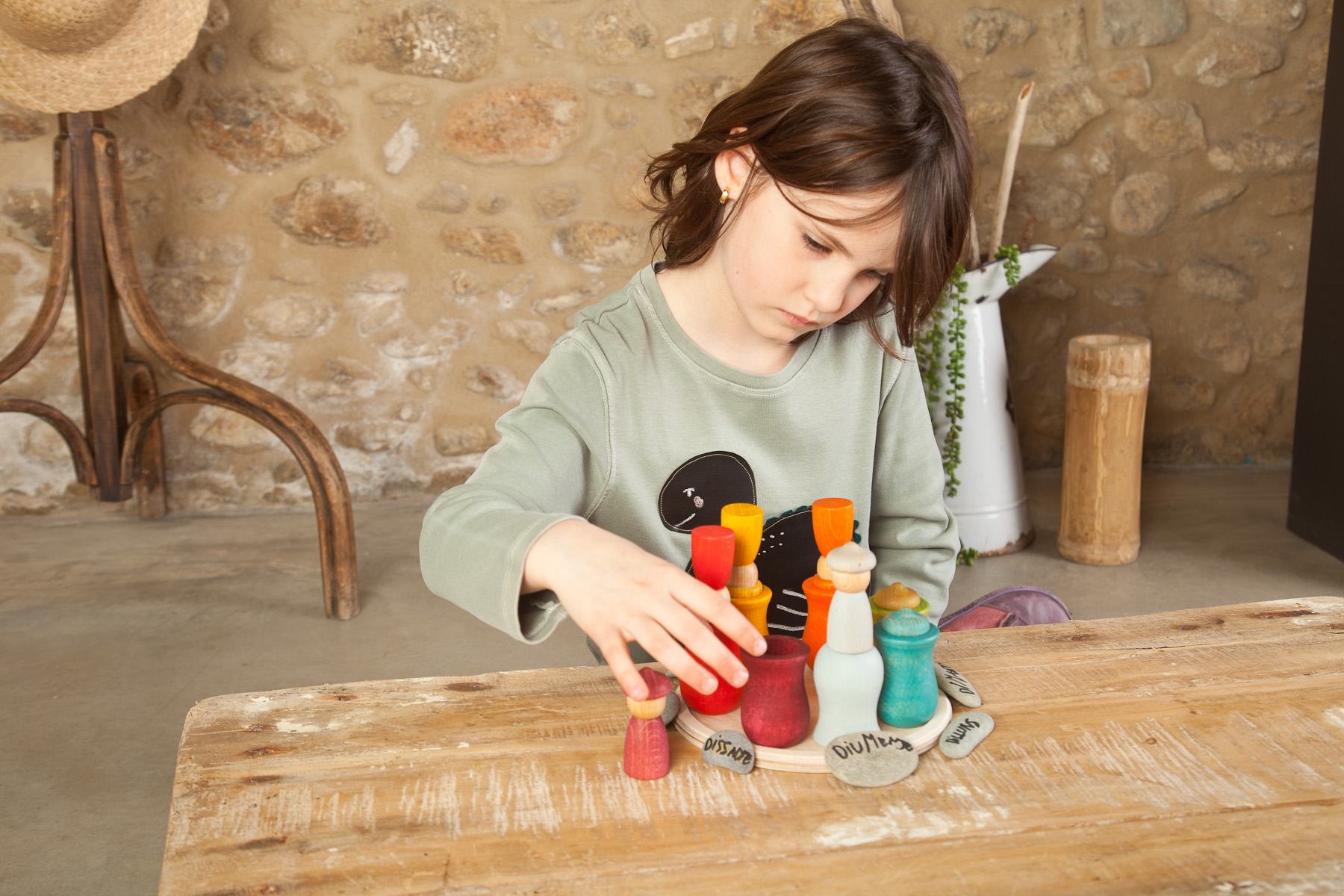 Grapat puidust nädala kalender igavene kalender nädalapäevade õppimine puidust mängufiguurid Nins