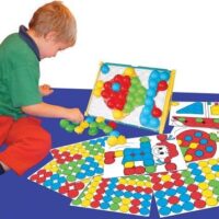 QT013-quercetti-fantacolor-junior-basic-peg-board-3