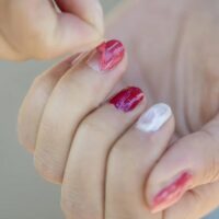 Namaki vegan küünelakid ja küüneviil lastele Veepõhine ja kooritav laste küünelakk