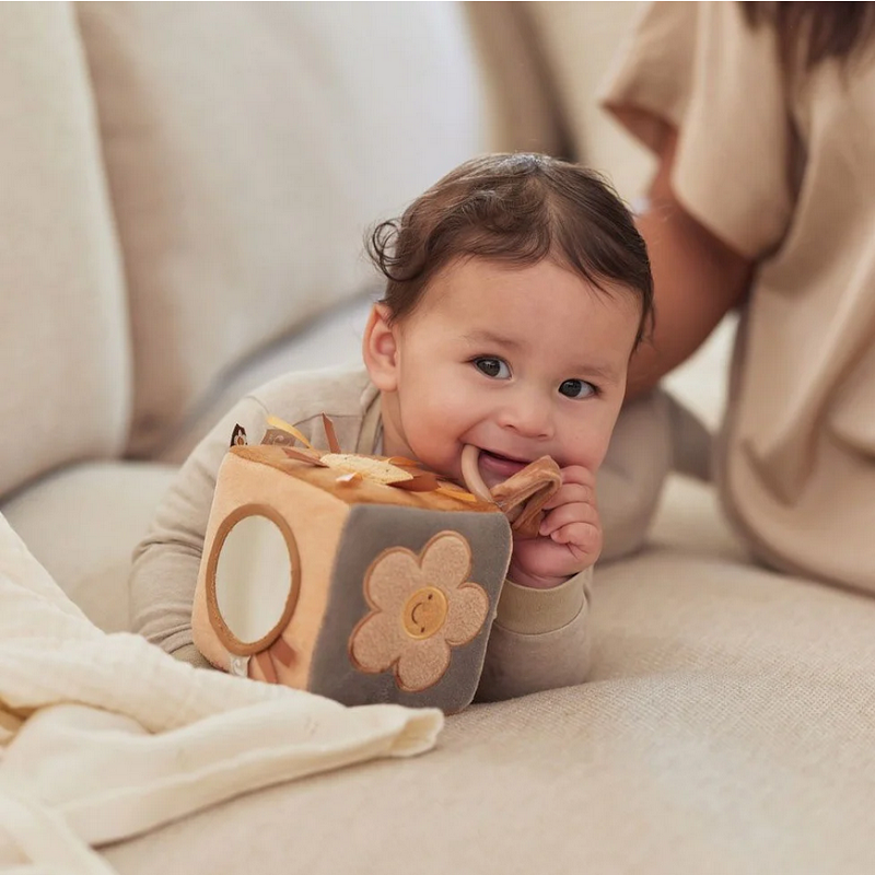 riputatav mänguasi vankrimänguasi õhukarussell ohutu kaisukas beebile lapsele aktiivsuskuubik