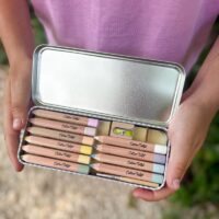 Cotton Twist pastelsed akvarellpliiatsid metallkarbis – 10 tk pintsel ja teritaja