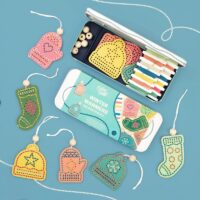 Cotton Twist talviste jõulukaunistuste tikkimise komplekt lastele Cotton Twist talviste jõulukaunistuste tikkimise komplekt lastele