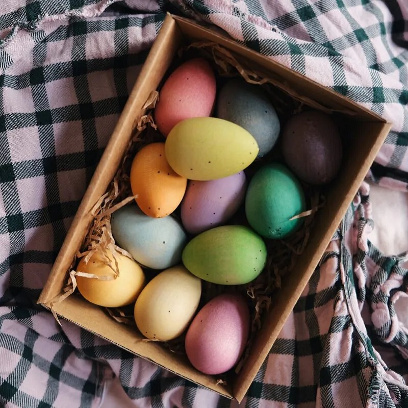 Grapat puidust mängufiguurid puidust munad loovmäng vabamäng waldorfpedagoogika waldorfmänguasjad