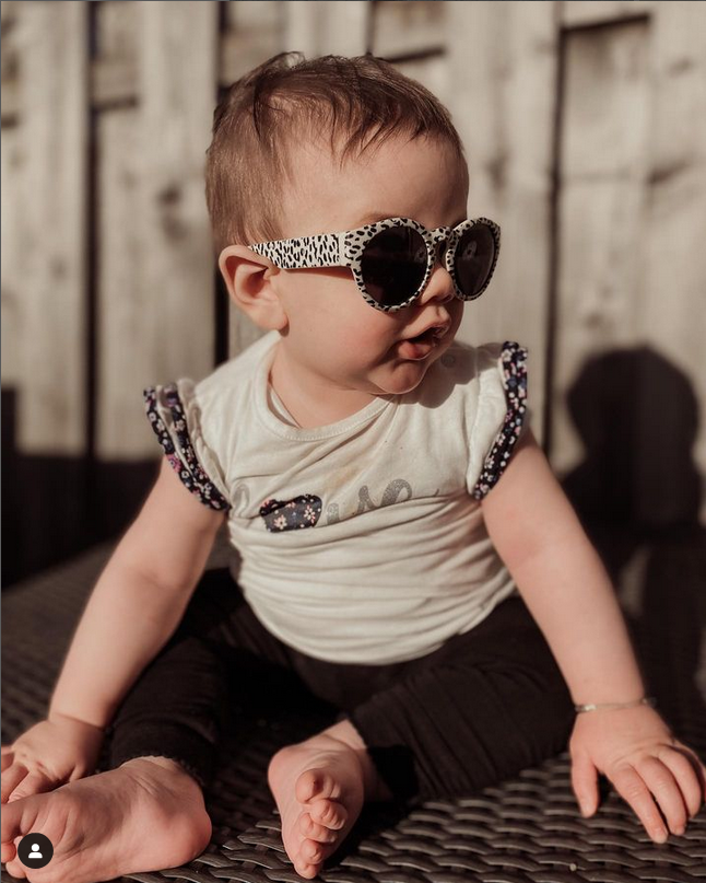 Screenshot 2023-05-16 at 19-10-03 vanPauline on Instagram Sunnie ecru spots #vanpauline Pic @chantalledekoter