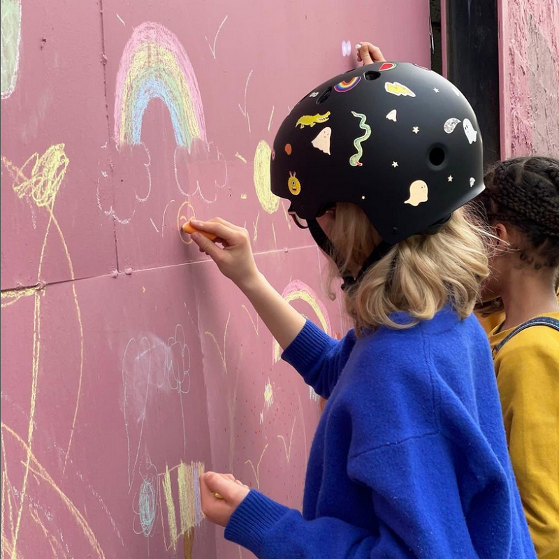 rainette helkurtooted helkur rattahelkurid kodarahelkurid vankrile helkurkleepsud helkurid kiivrile rattale vankrile tõuksile kleepsud helendavad