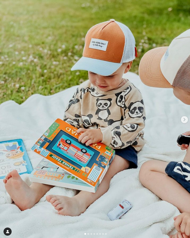 liikuvate detailidega pappraamat lastele päästjad päästemasinad tuletõrje politsei kiirabi