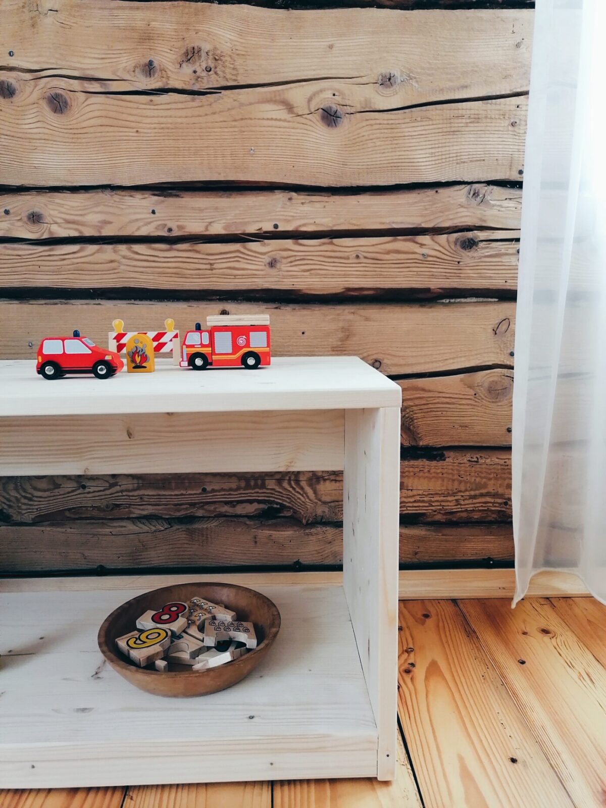 Montessori riiul (2) Montessori riiul (2)