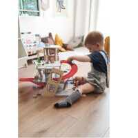 Puidust liiklusmärkide komplekt