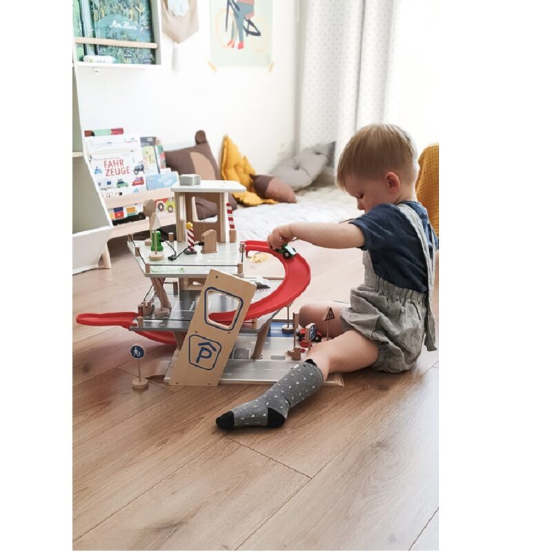 Puidust liiklusmärkide komplekt