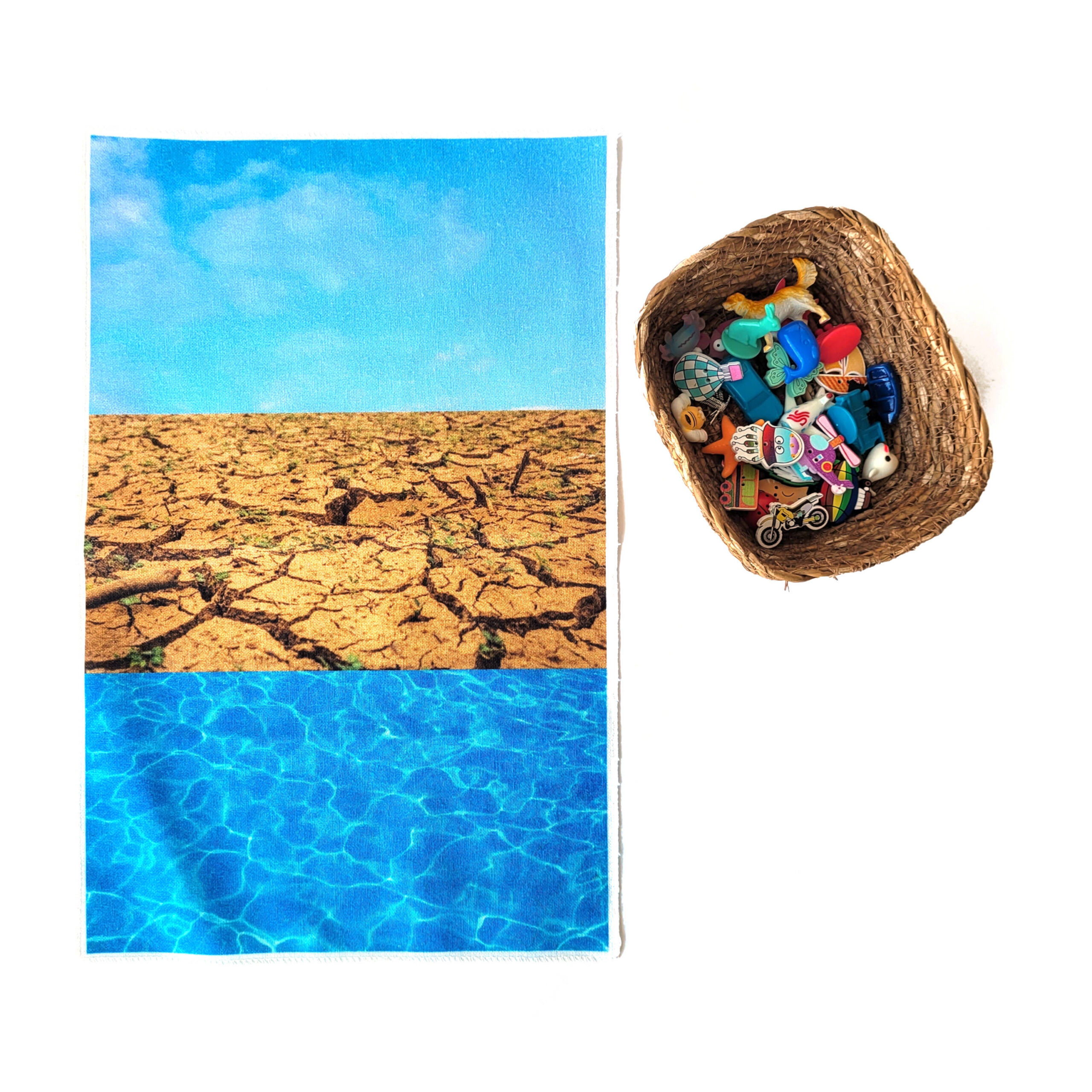 Montessori sorteerimismäng Õhk–Maa–Vesi miniatuursete mänguvahenditega Montessori sorteerimismäng Õhk–Maa–Vesi miniatuursete mänguvahenditega