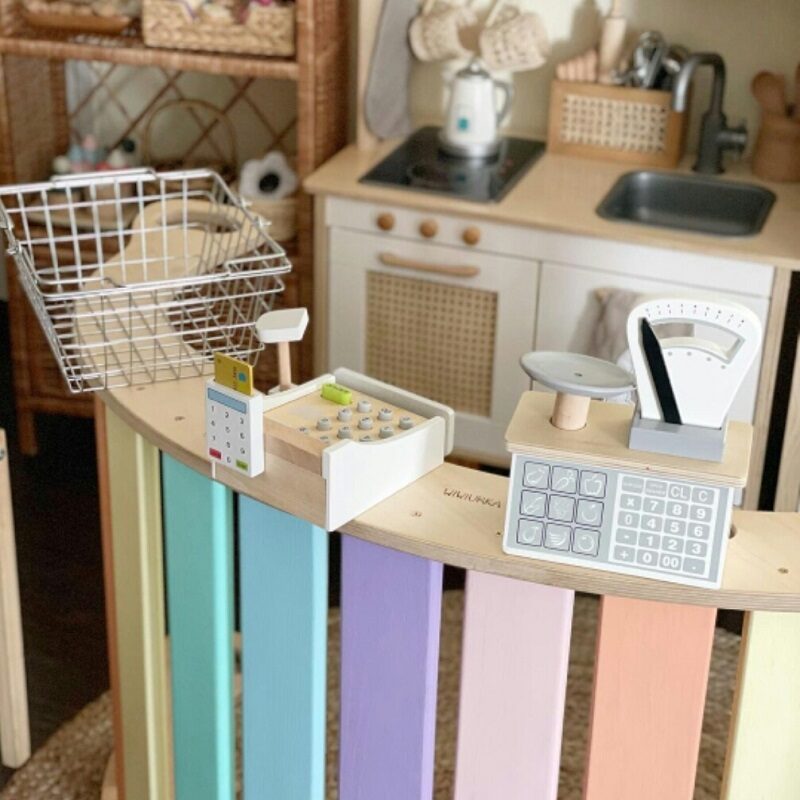 Puidust köögikaal lastele