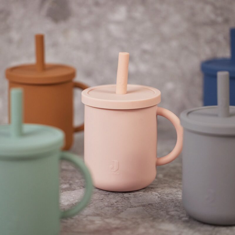 silikoonist tass lastele