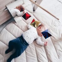 Montessori õhukarussell oktaeedrid munari tantsijad gobbi Montessori õhukarussell oktaeedrid munari tantsijad gobbi