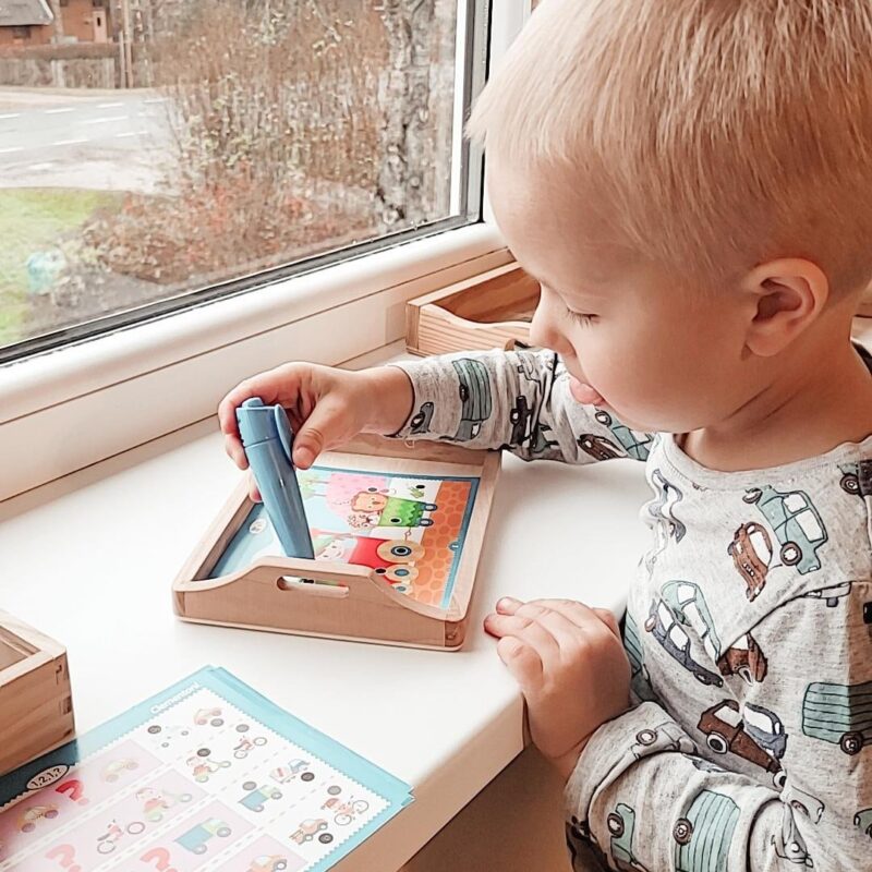 Interaktiivne pliiats mängulehtedega