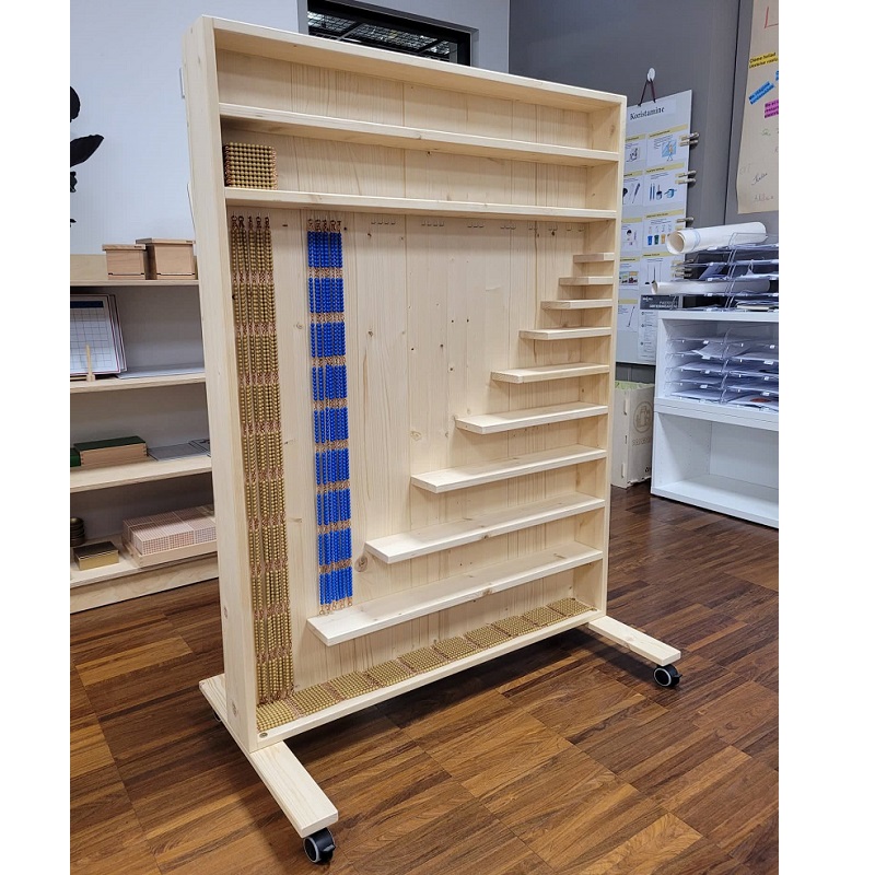 lapseheaks.ee helmeste riiul Montessori