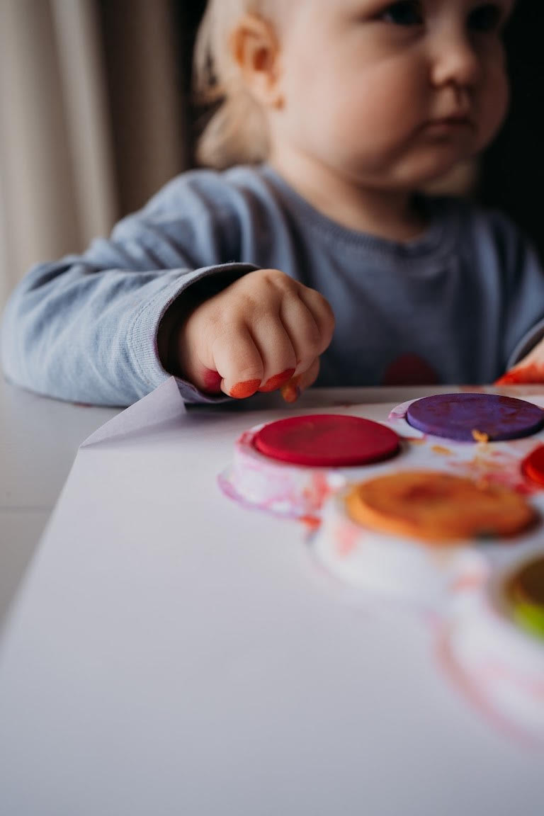 ohutud näpuvärvid vesivärvid guaššvärvid joonistustarbed kunstivahendid lapsele crea lign näpuvärvidega komplekt värvikomplekt
