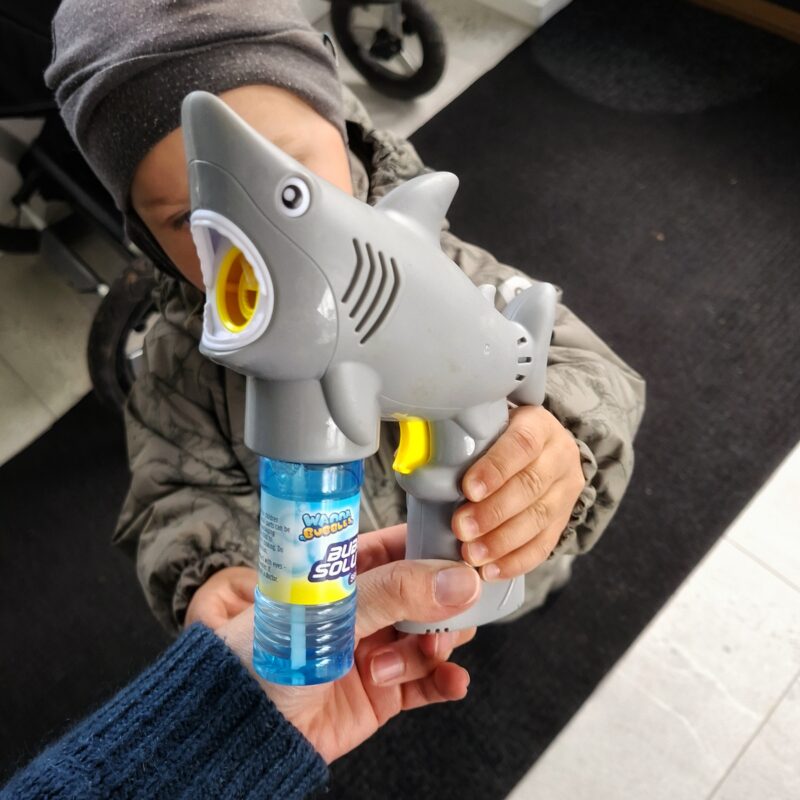 Mullipüstol "haikala" + 56ml vedelik