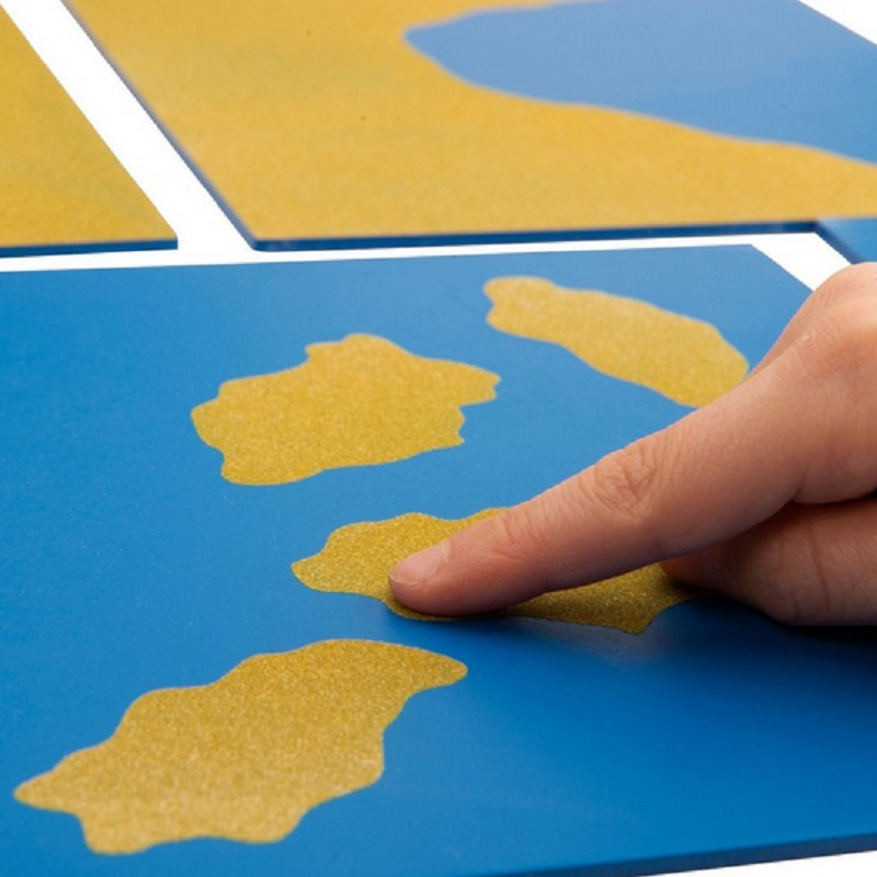 maa ja vee pinnavormide kaardid karbiga