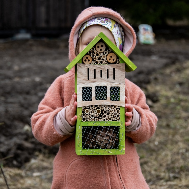putukahotell putukamaja putukate söögikoht söögiplats lapsele loodusõpe õuesõpe õueharidus bioloogia