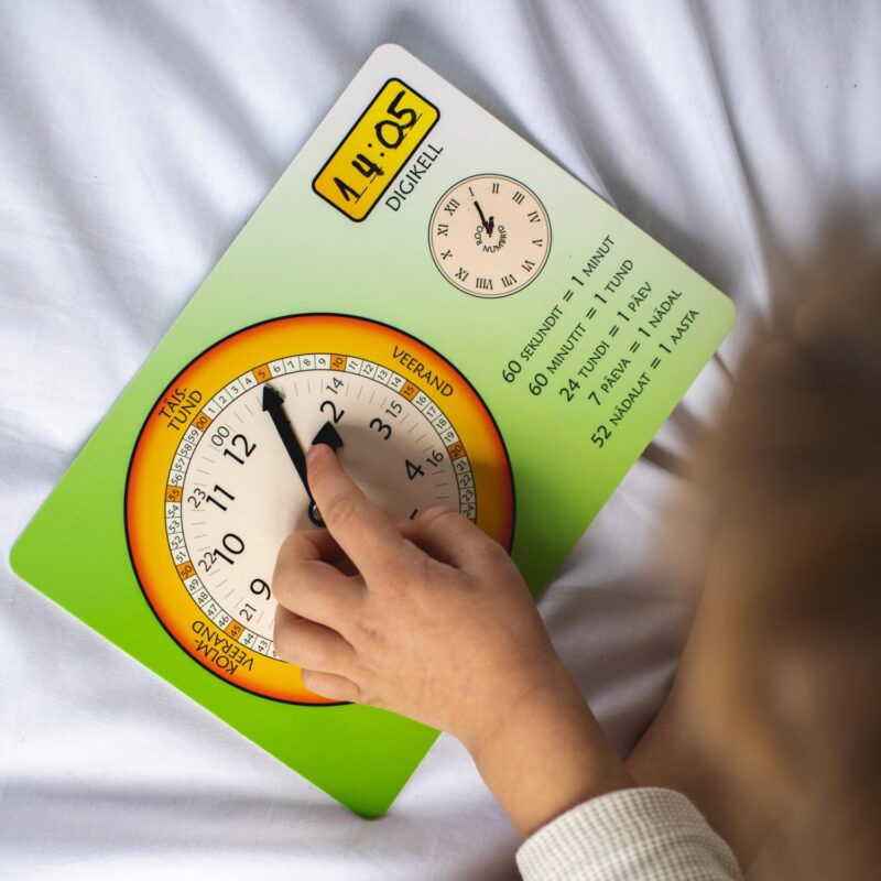 õppekell lastele ja marker