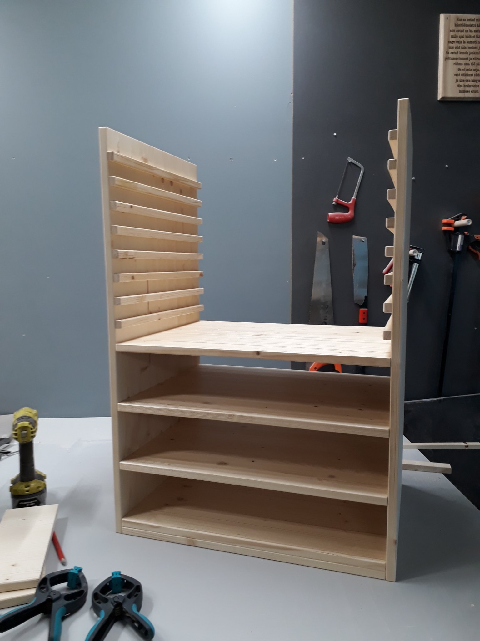 Geograafia puslede riiul Montessori (5)