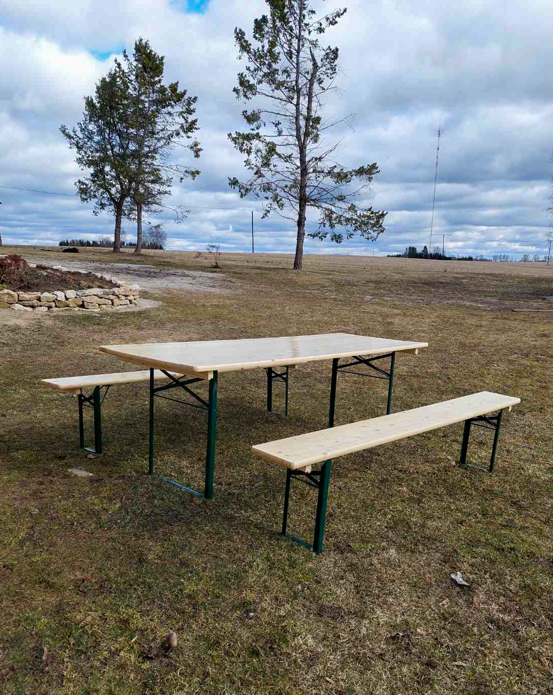 Kokkupandava välimööbli rent