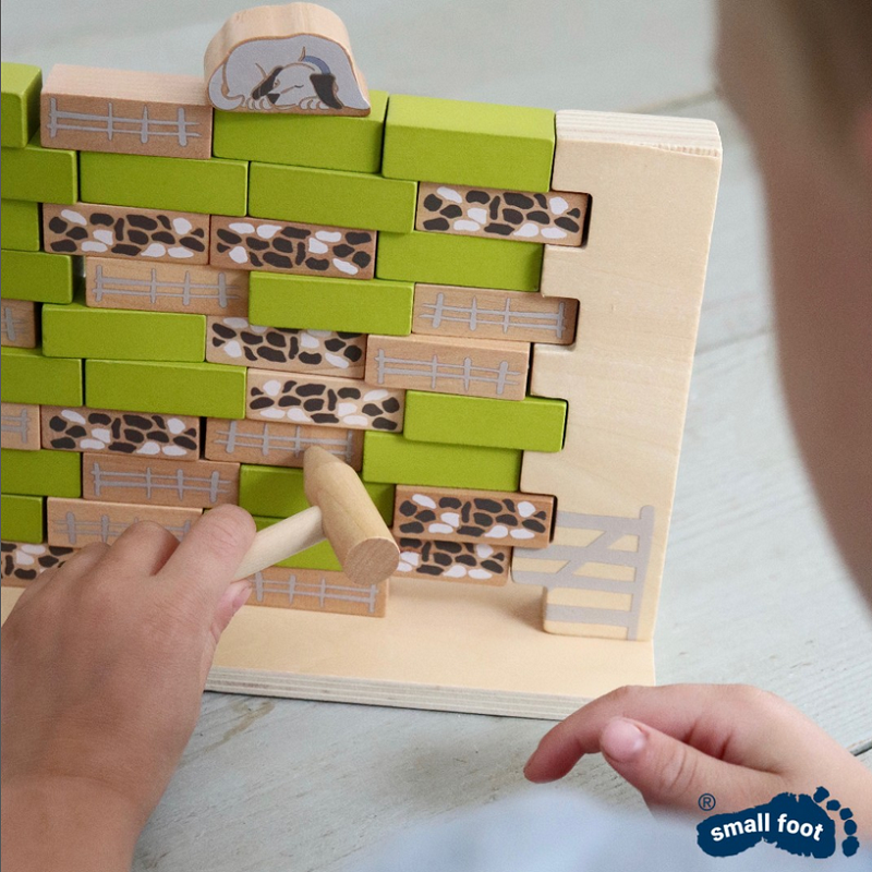 puidust lauamäng lagunev sein