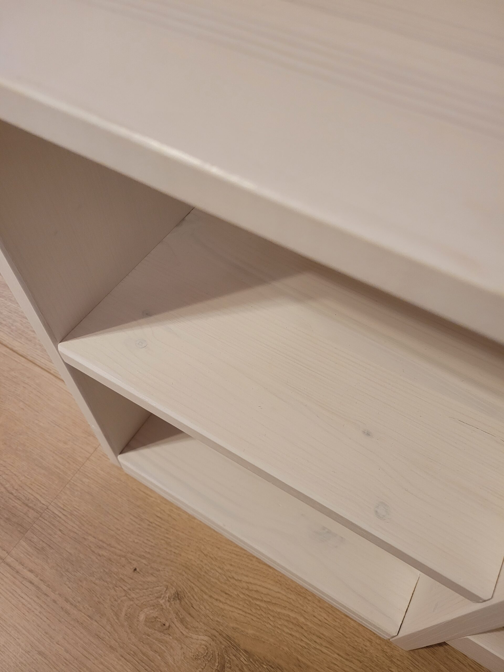 Puidust laud lastele (15)