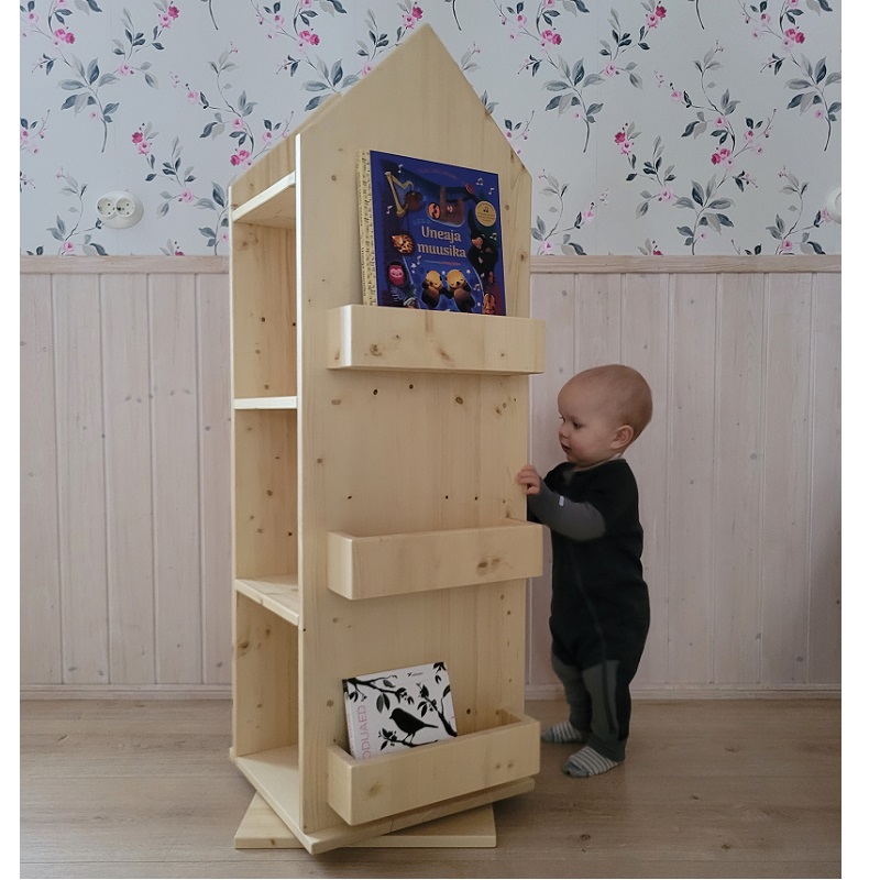 puidust raamaturiiul pöörlev