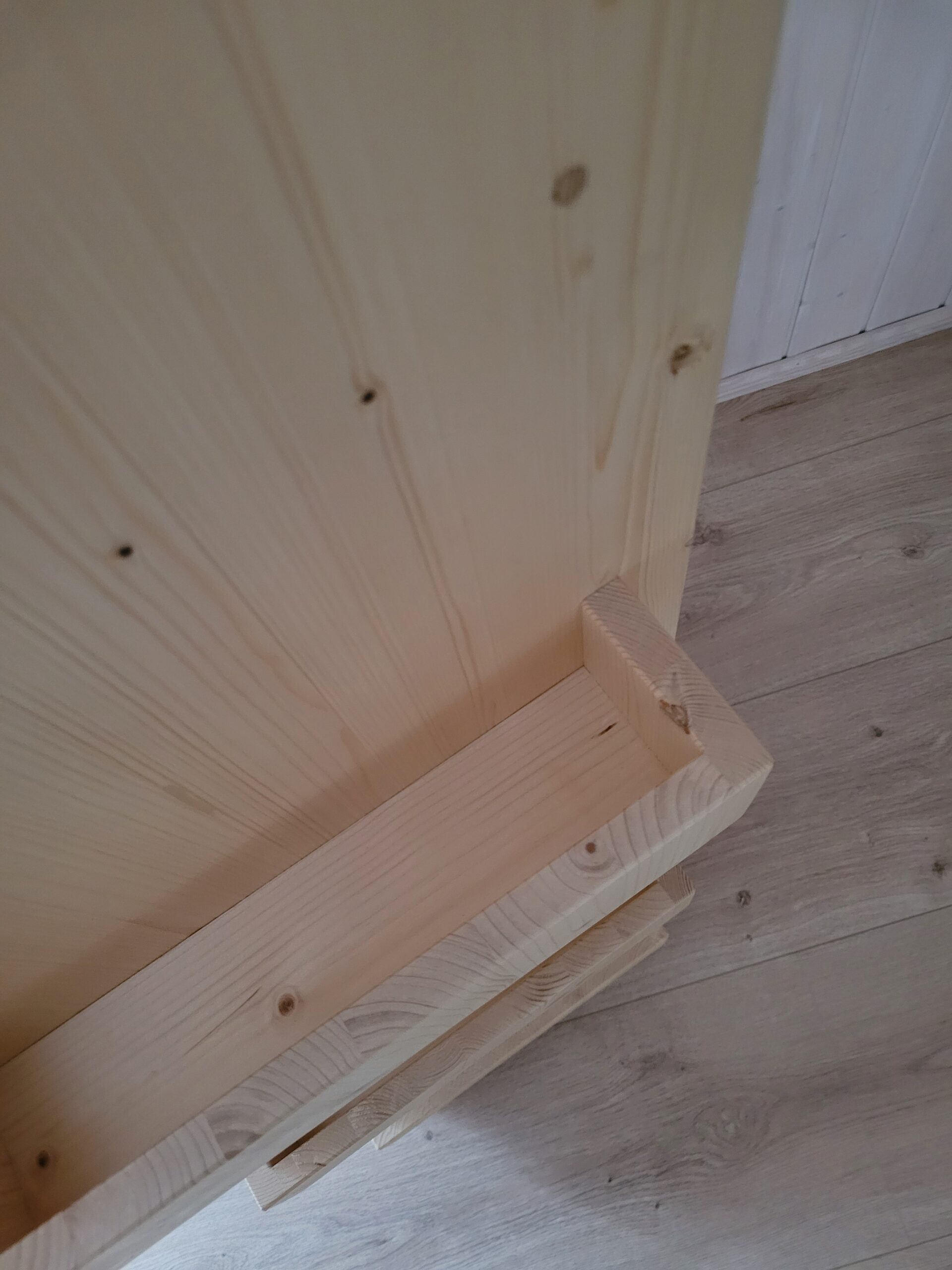 Puidust raamaturiiul pöörlev (17)