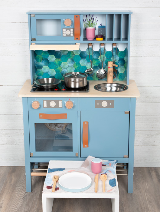 Puidust mänguköök koos töövahenditega sööginõudega laste köök toiduained mänguköök