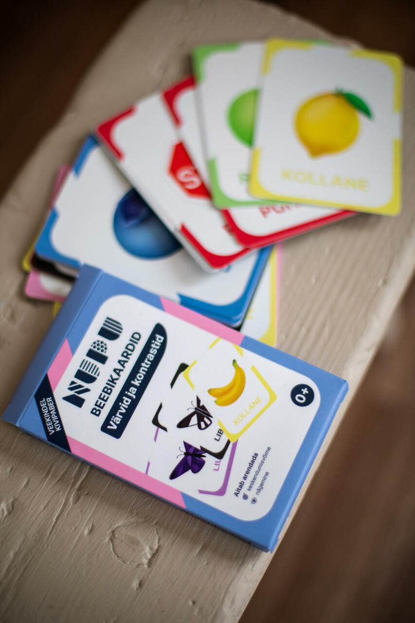 õppekaardid värvid kontrastid beebidele arendav tegevus