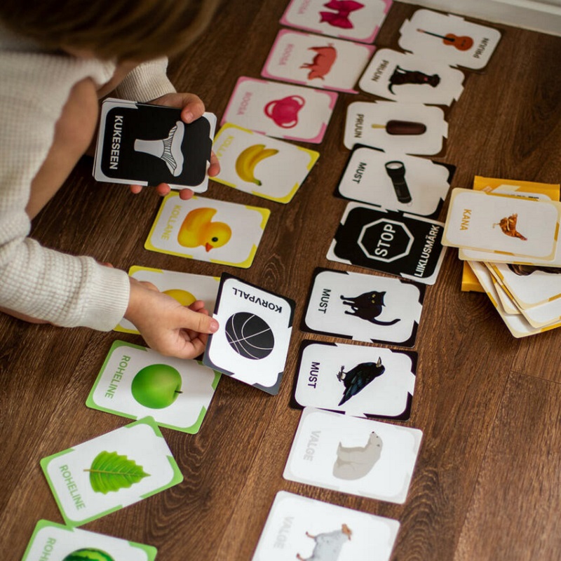 õppekaardid värvid kontrastid beebidele arendav tegevus