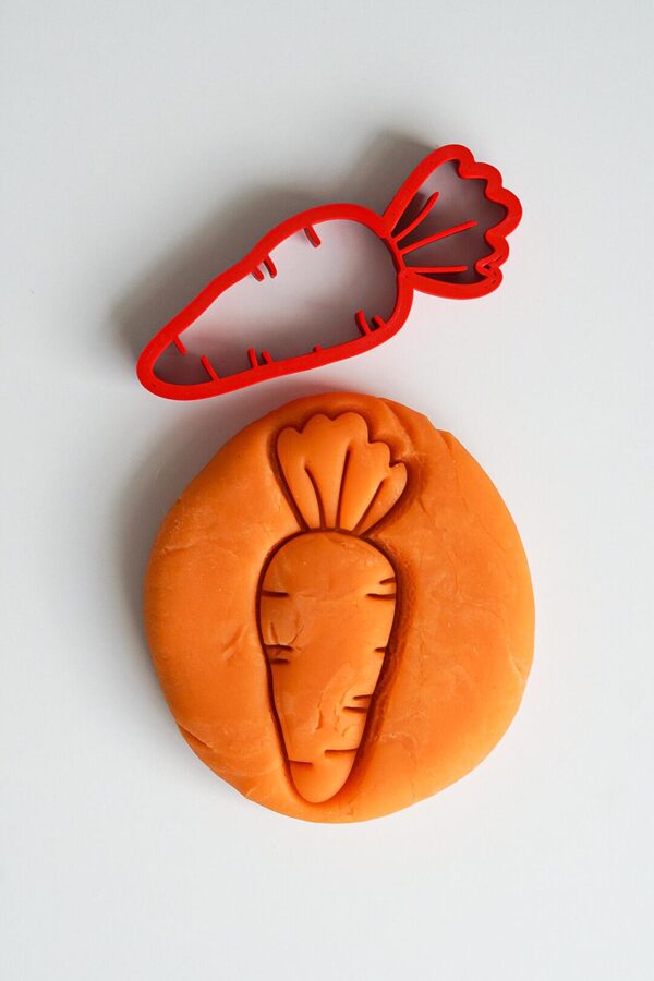 Piparkoogivorm vorm plastiliinile voolimismassile looduslik