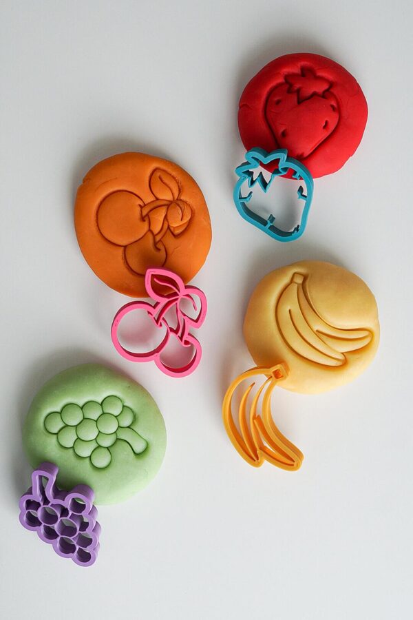 Piparkoogivorm vorm plastiliinile voolimismassile looduslik