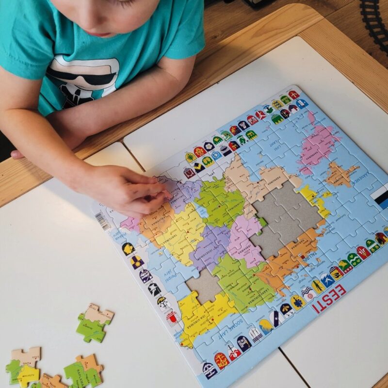 Poliitilise kaardiga pusle "Eesti"