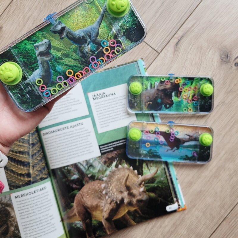Osavusmäng "veepiljard dinosaurused"