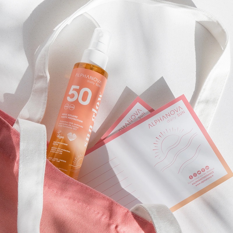 Orgaaniline vaarikaseemne ja jojobaõliga monoi lõhnaga buduaari lemmik SPF50 mineraalne veekindel sprei päikesekreem, al 0+ eluaastat päikesekaitsesprei looduslik