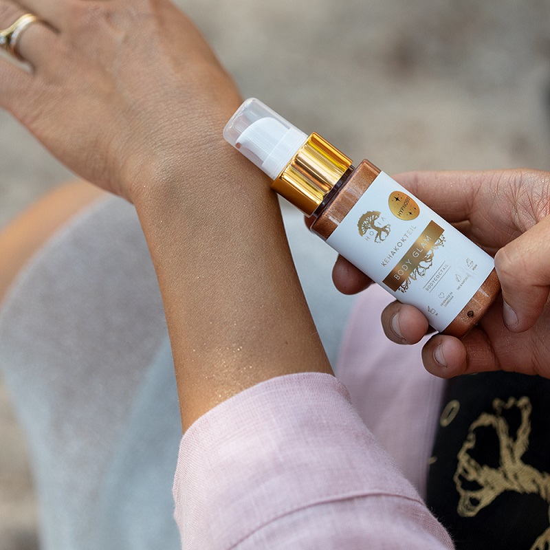 Superniisutav ja sädelev losjoon kogu kehale looduslik sädelev kehakreem hoia homespa eesti looduskosmeetika