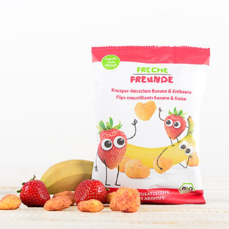 Banaani ja maasikaga vegan maisisüdamed naturaalsed ohutud krõpsud snäkid lastele