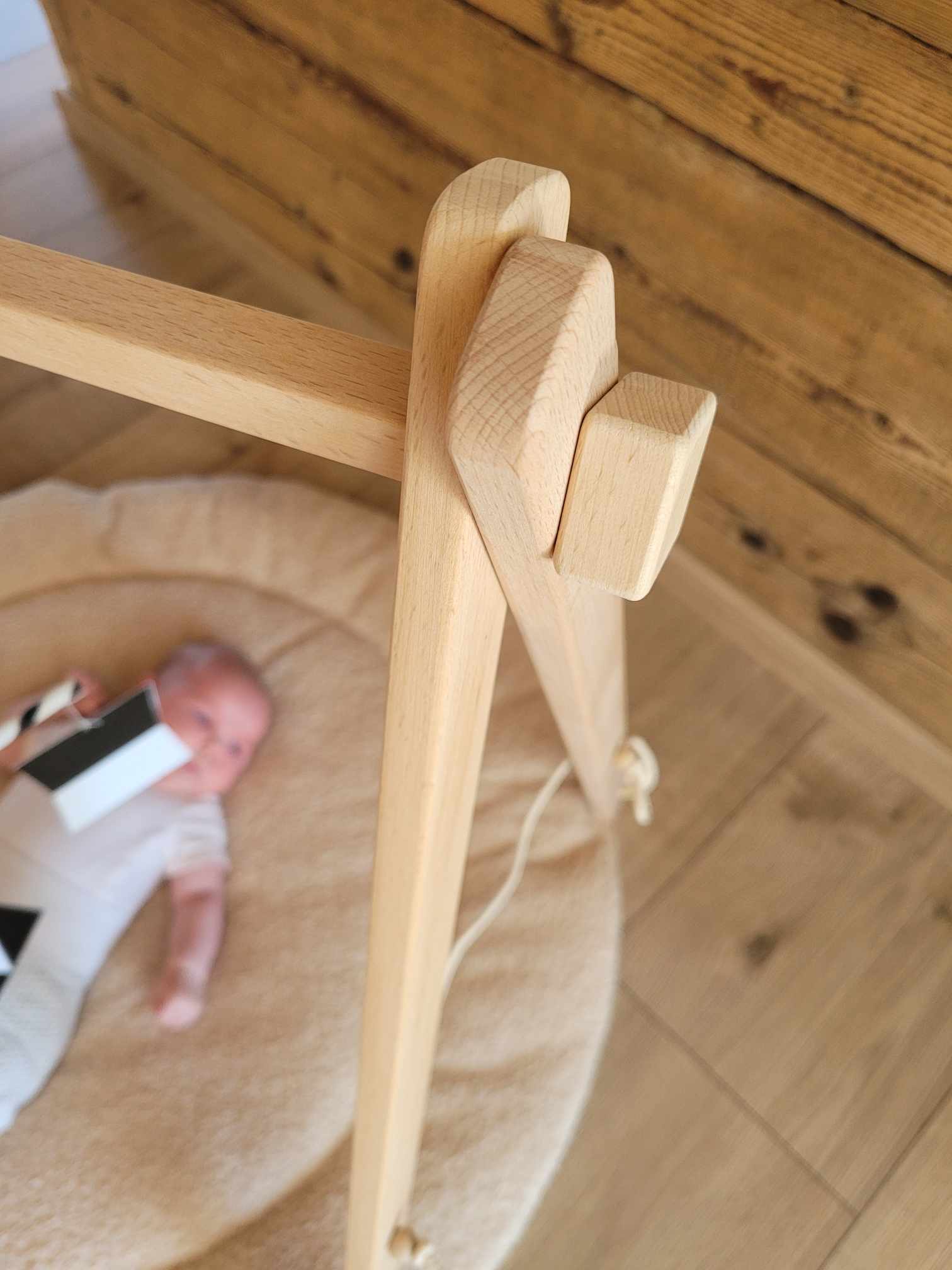 puidust mängukaar tegeluskaar Montessori mängukaar naturaalne õhukarussellid