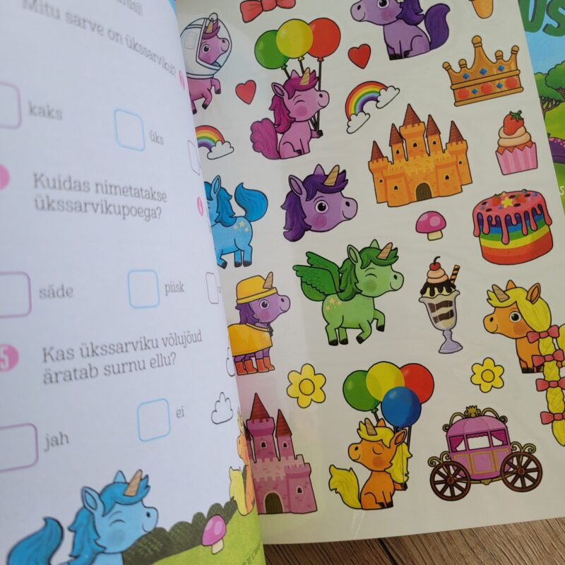 Töövihik ja ajutiste tätoveeringute komplekt "Ükssarvikud"